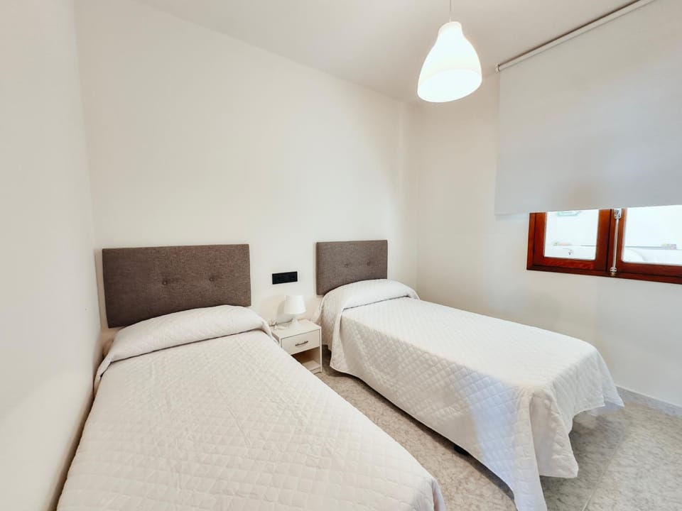 Casa Pepita - Playa Caneliñas Apartment in Portonovo