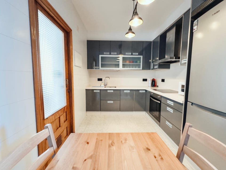 Casa Pepita - Playa Caneliñas Apartment in Portonovo