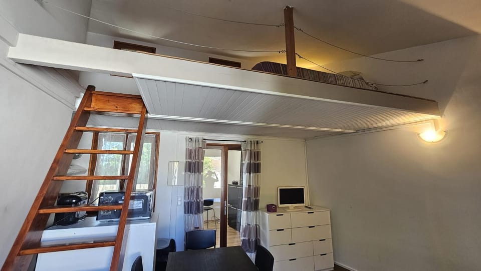 Studio 1G Apartment in Villeneuve-lès-Avignon