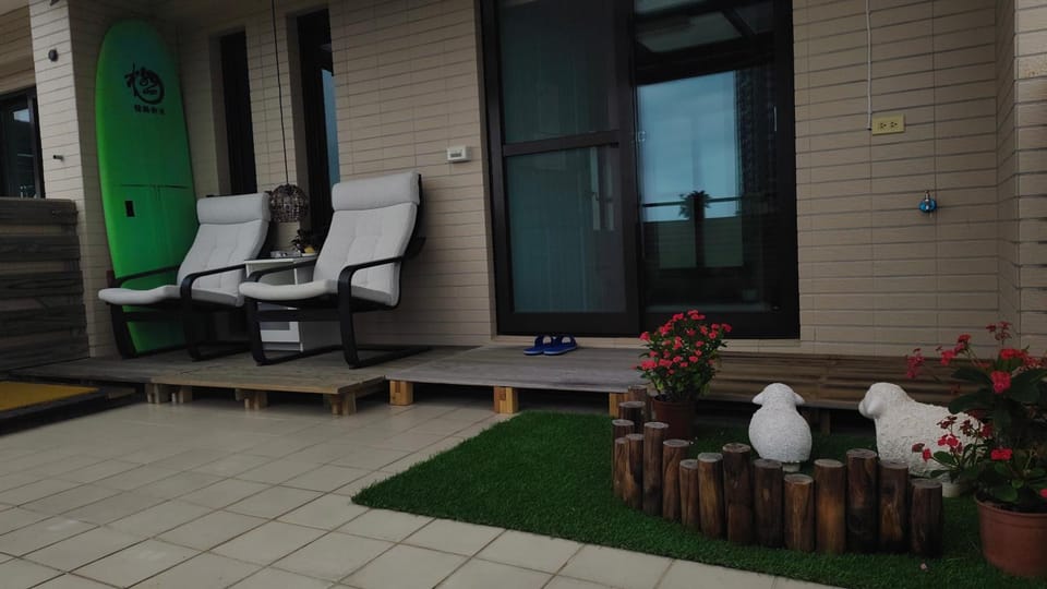 Patio, Garden view
