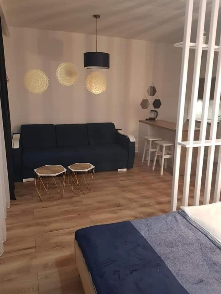 Bed, Living room, Seating area