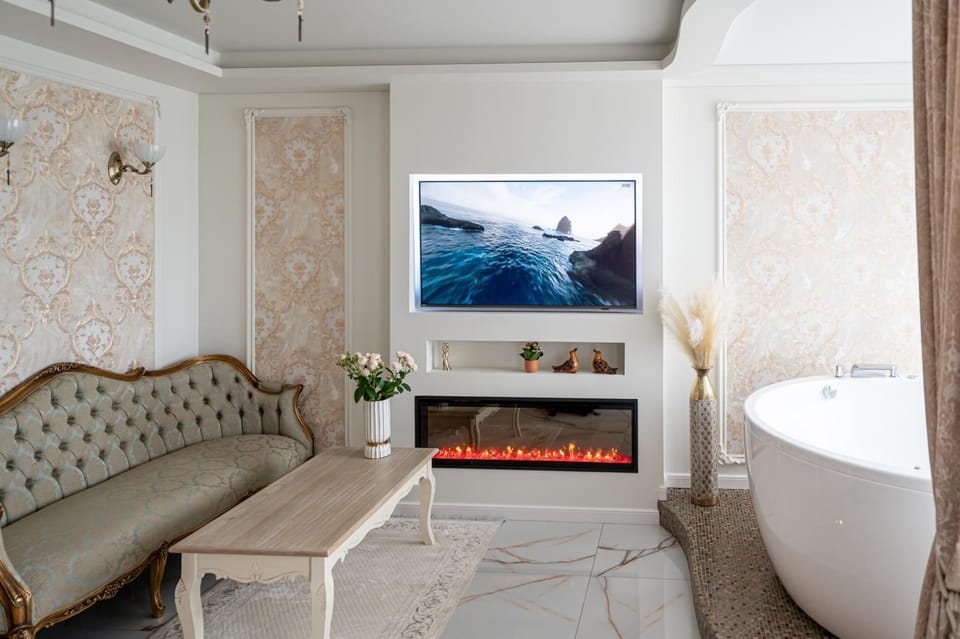 TV and multimedia, Living room, Seating area