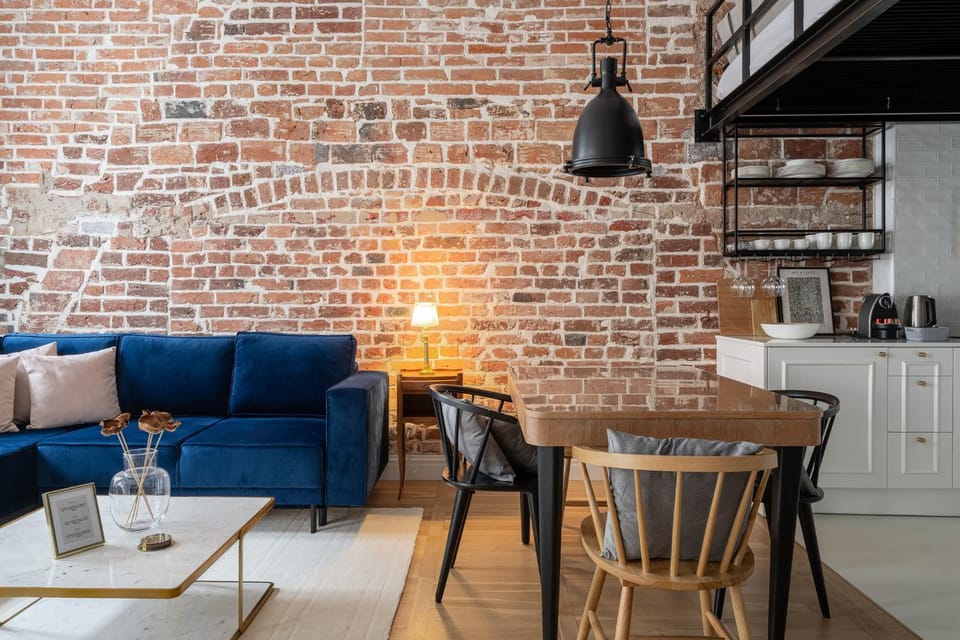Kitchen or kitchenette, Seating area