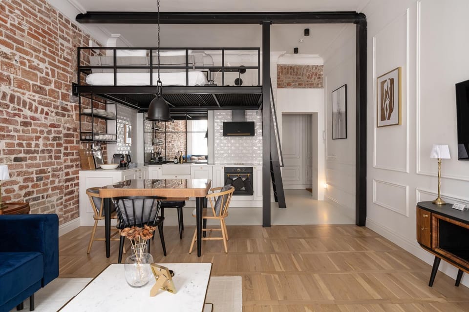Bed, Kitchen or kitchenette
