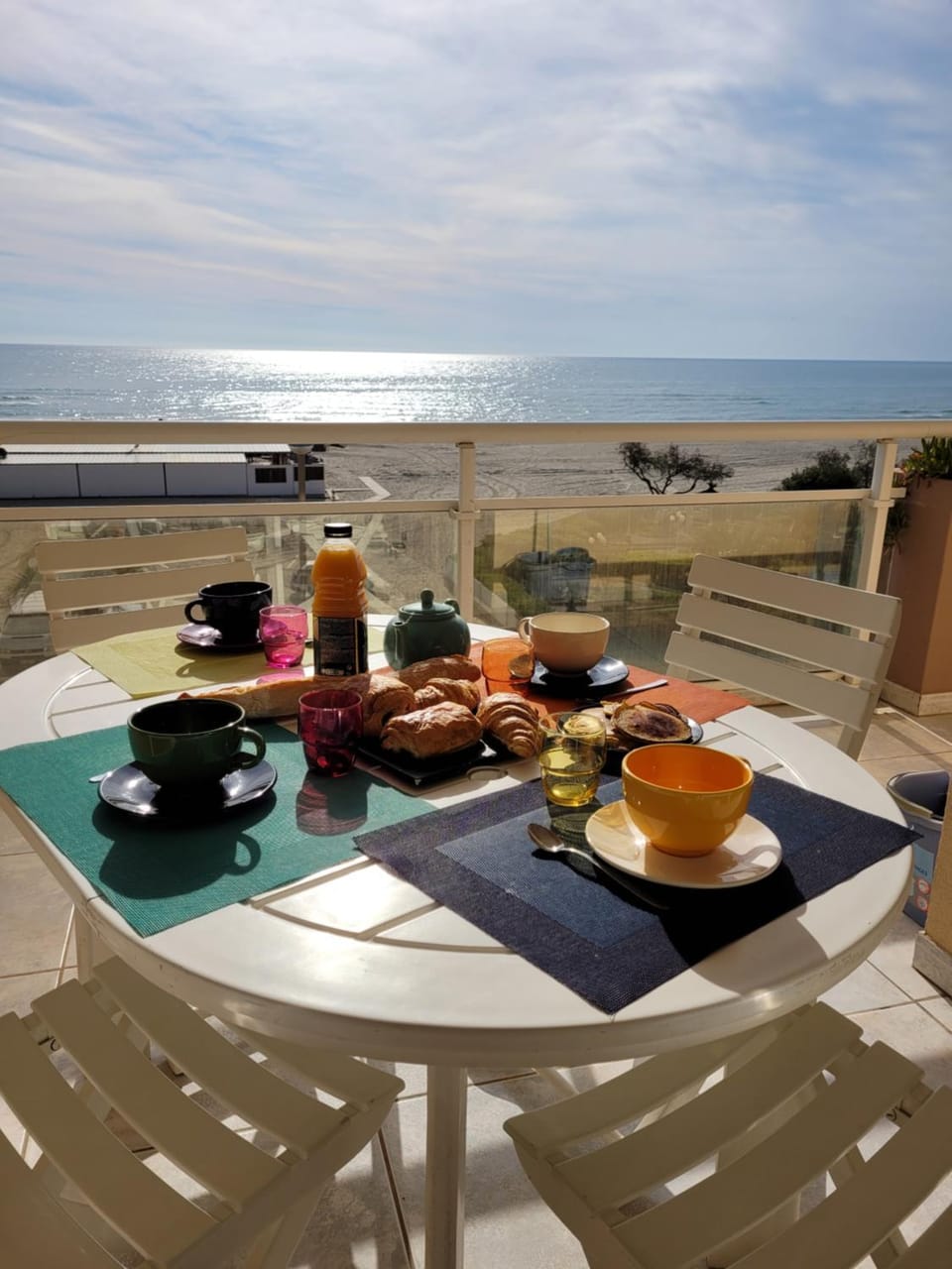 Appartement 80 m2, T 3 vue imprenable face à la mer Apartment in Canet-en-Roussillon