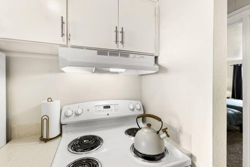 Ocean Sand Surf. Plus Adventures in Town. House in Ocean Shores