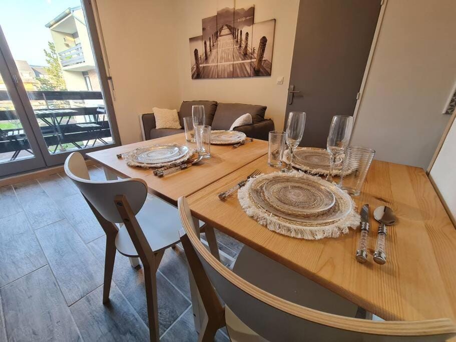 Convivialité agréable séjour au calme Apartment in Cabourg