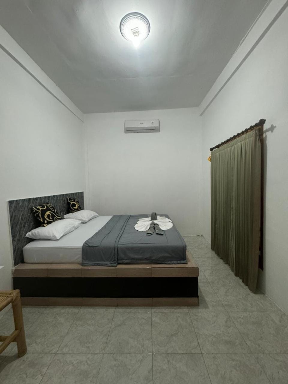 Black Sweet Homestay Dua Bed and Breakfast in Pemenang