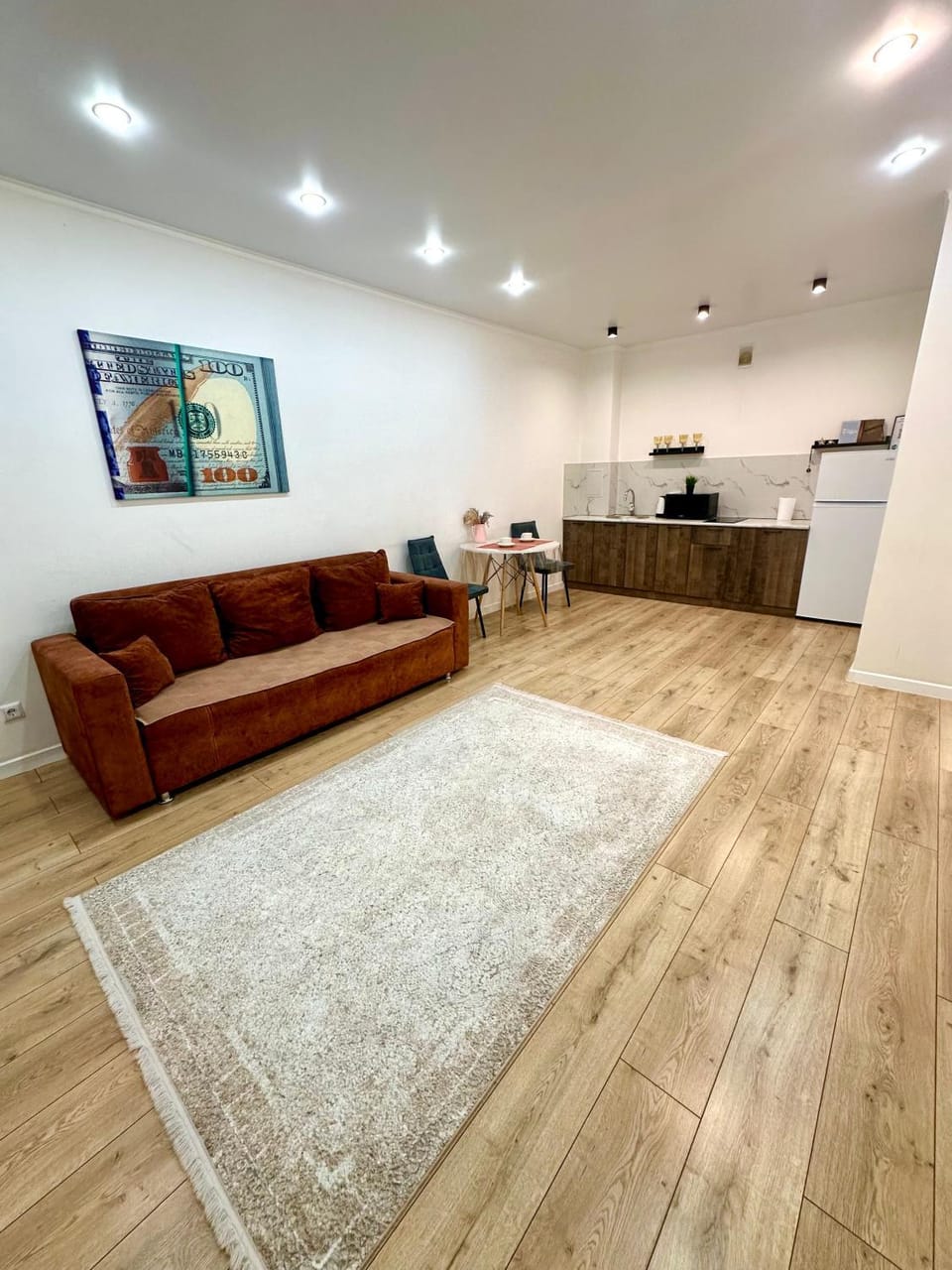 Квартира с проектором по Ауельбекова 120 Apartment in Kazakhstan