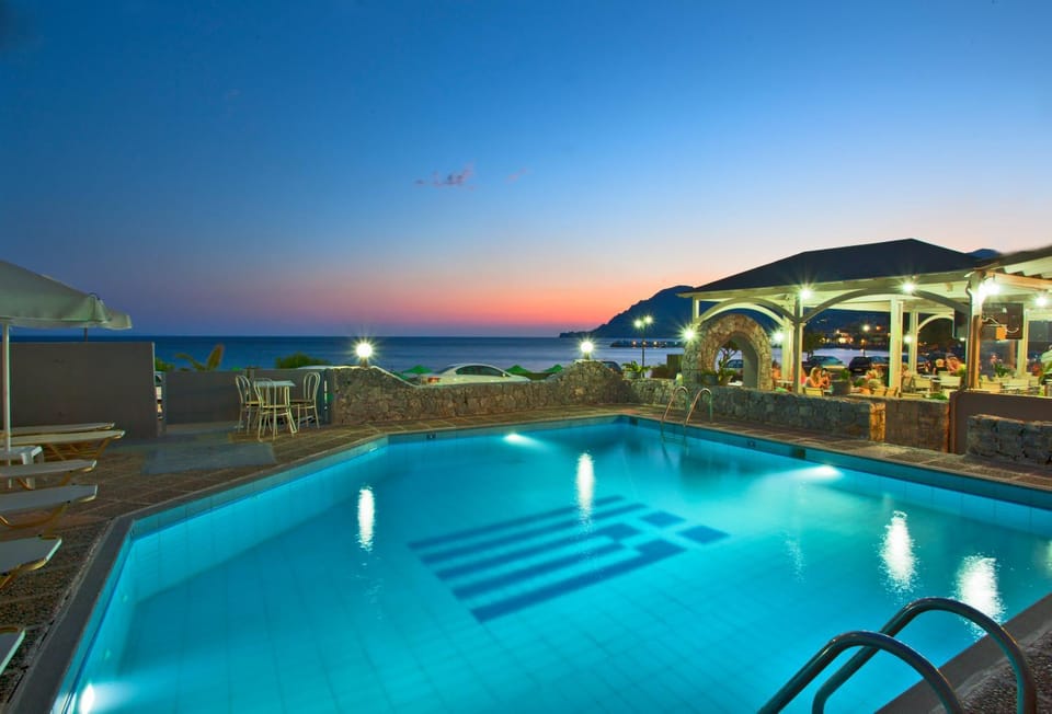 Pool view, Sea view, Swimming pool, Swimming pool, Sunset