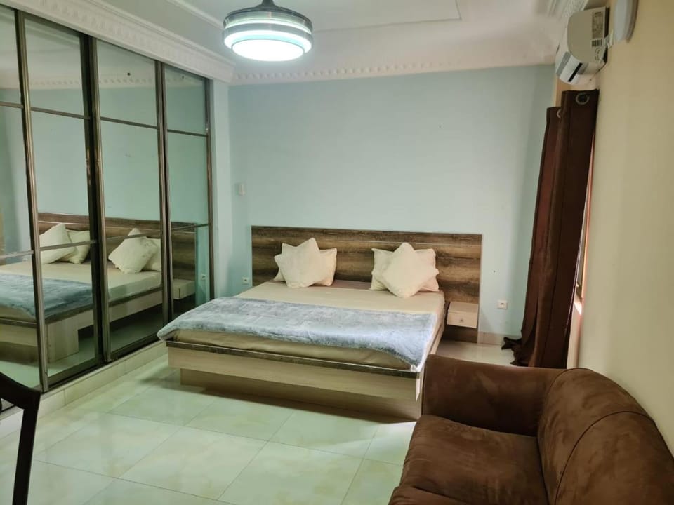 RÉSIDENCE TABARA Thies Bed and Breakfast in Thiès Region, Senegal