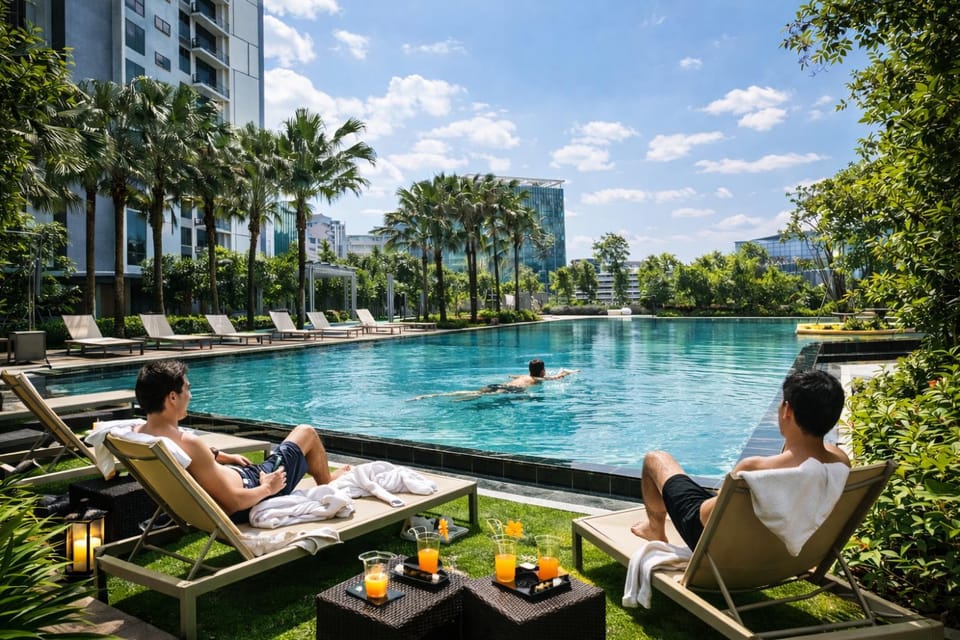 Swimming pool