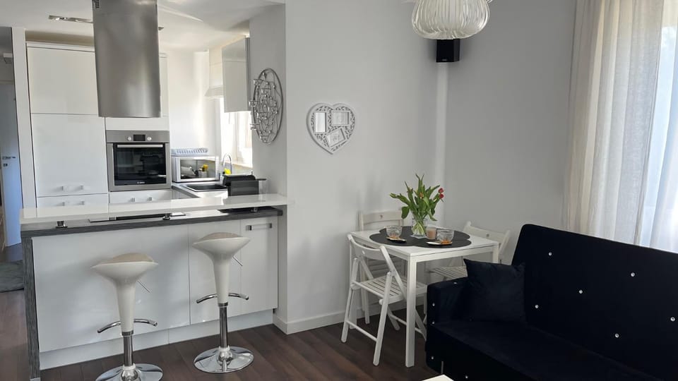 Kitchen or kitchenette, Living room, Dining area