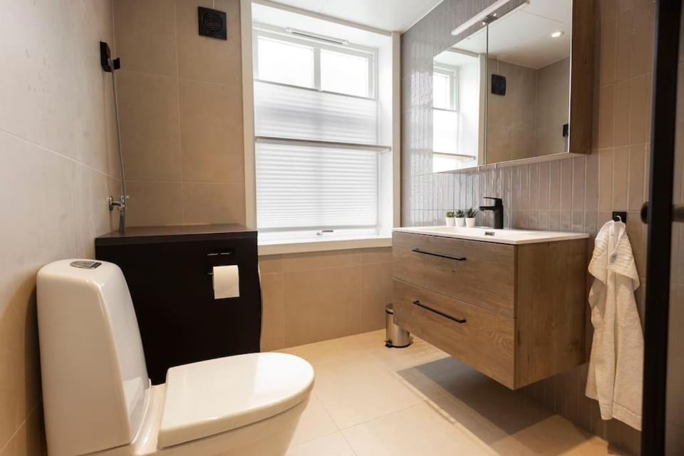 NEW! Modern Apartment in Historic Area of Bergen! Apartment in Bergen
