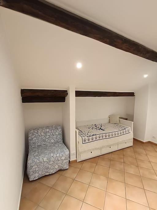 A 2 minuti dal mare - 250 mt from Foce Beach Apartment in Imperia