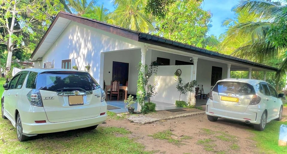 Millenium Lodge - Anuradhapura Bed and Breakfast in Sri Lanka
