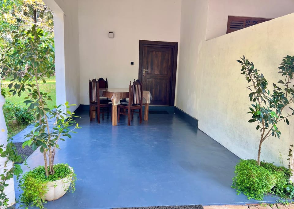 Millenium Lodge - Anuradhapura Bed and Breakfast in Sri Lanka