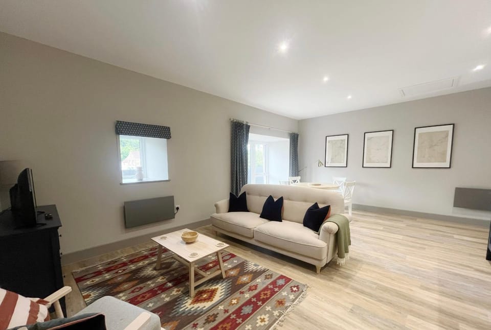 Number 4 Clevedon Apartment in Wales
