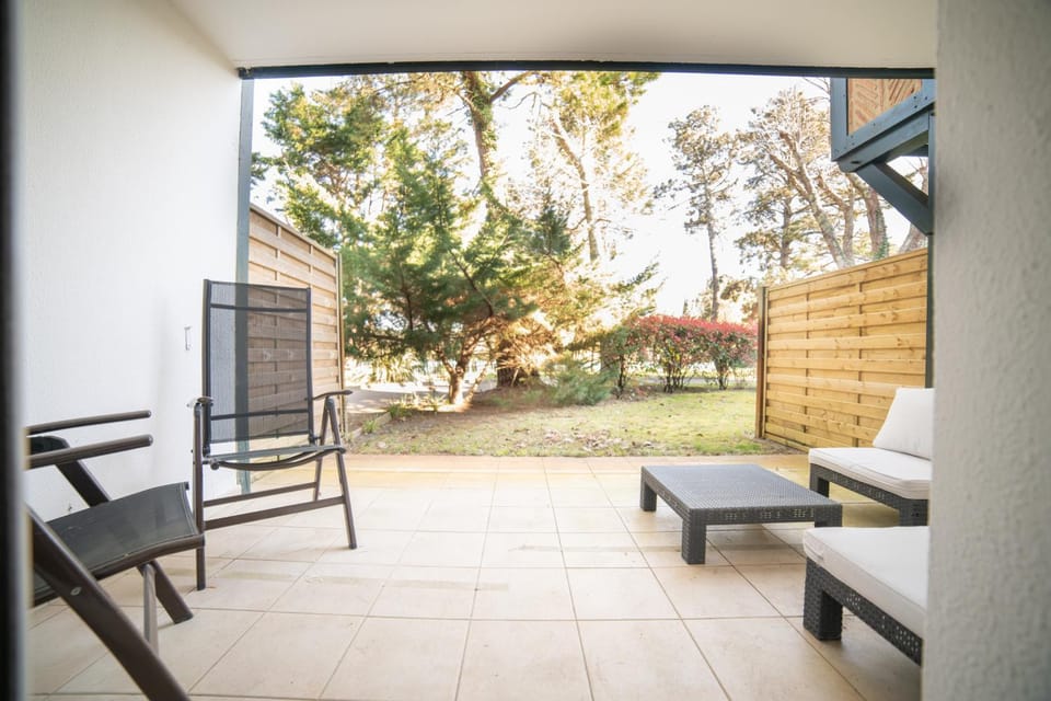 Patio, Garden, Garden view