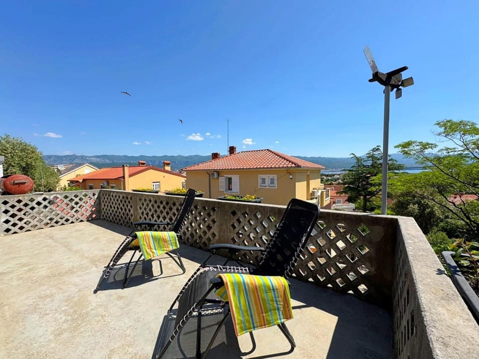 Seating area, Sea view