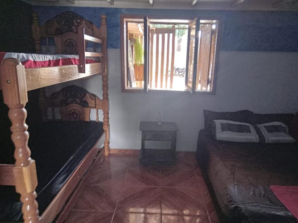 Bed, bunk bed