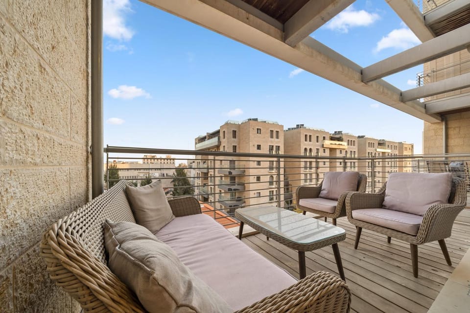 Haneviim 45 - Isrentals Apartment in Jerusalem