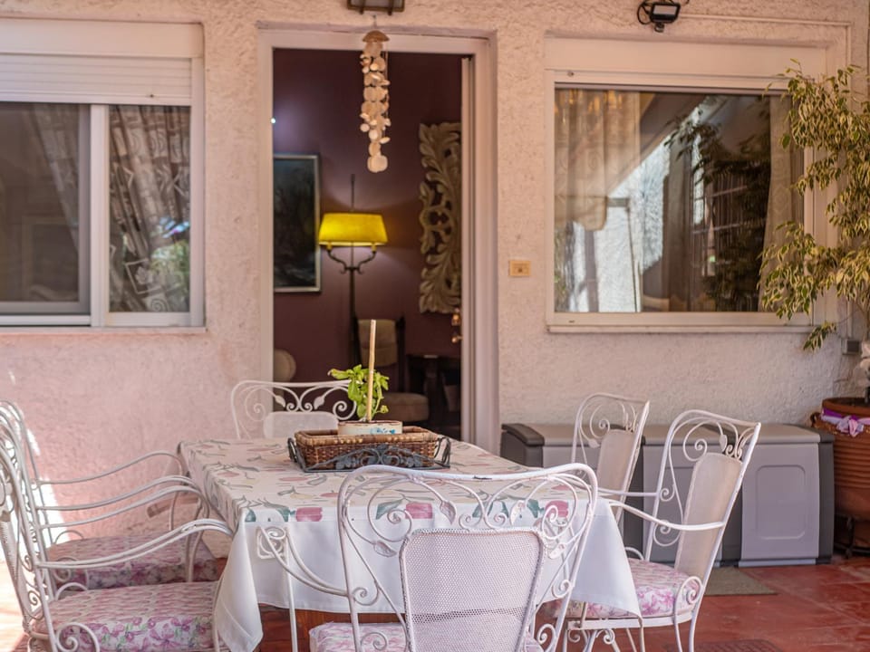 Patio, Day