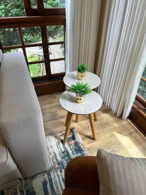 AP12 min à pé até a Rua Coberta Apartment in Gramado