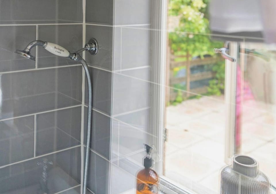 Cosy 2BD Cottage in Oxfordshire - Near Daylesford! House in West Oxfordshire District