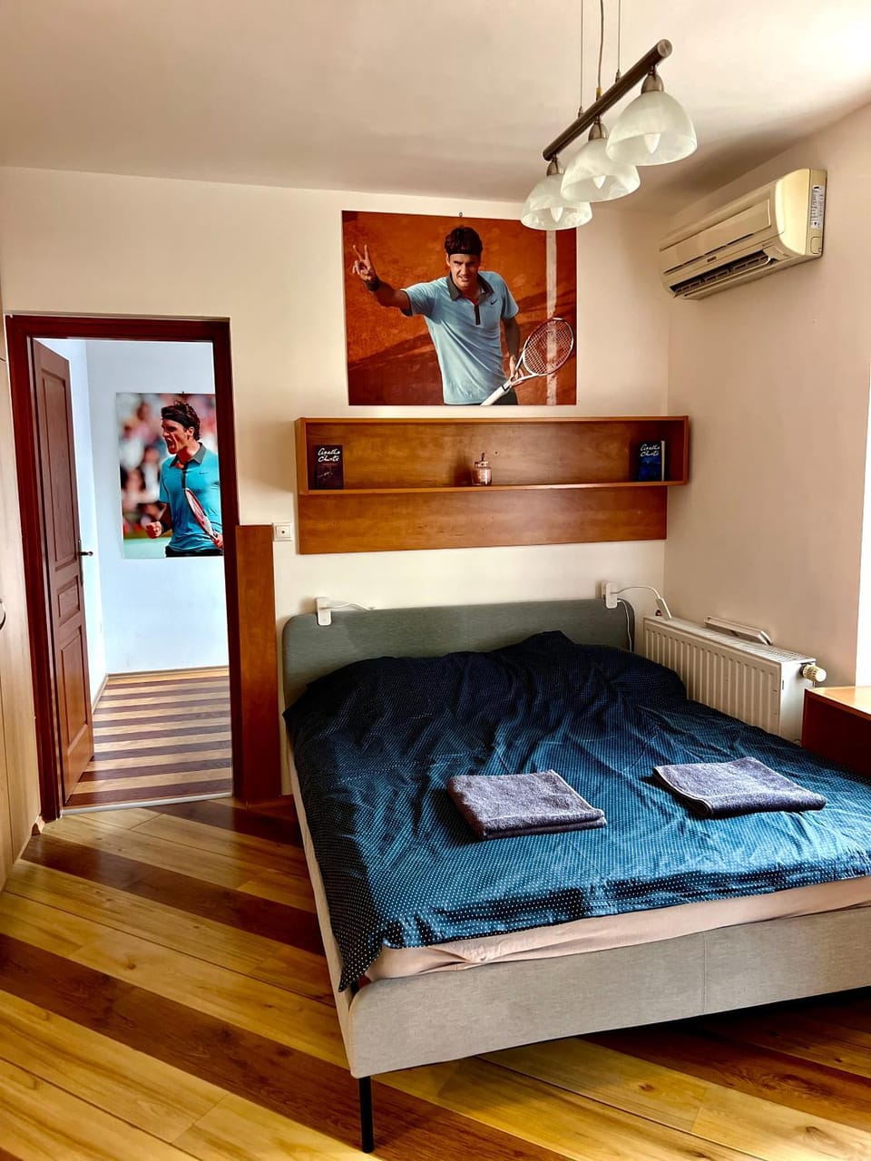 Bed, Bedroom, air conditioner
