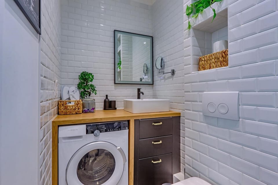 Bathroom, Decorative detail, washing machine, dryer