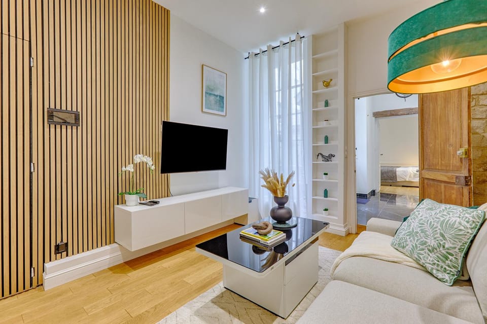 Communal lounge/ TV room, TV and multimedia, Living room, Seating area