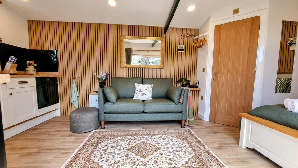 Living room, Photo of the whole room