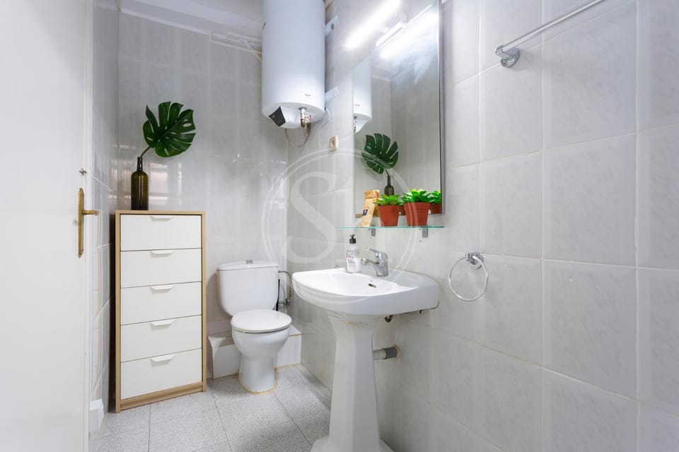 Toilet, Bathroom