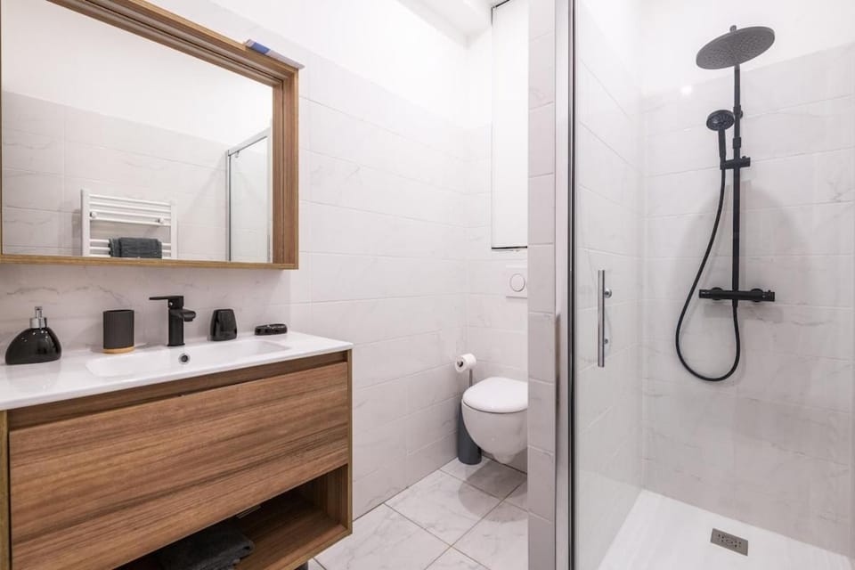 Charmant cocon avec jacuzzi - Bordeaux Centre Apartment in Bordeaux