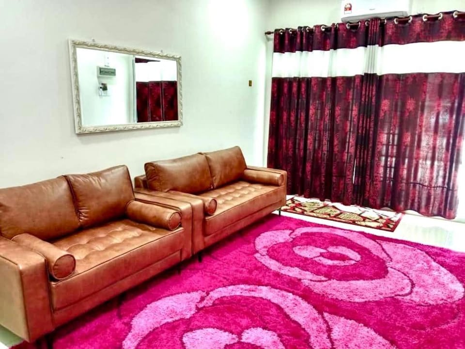 Homestay Arora Teluk Intan House in Perak Tengah District