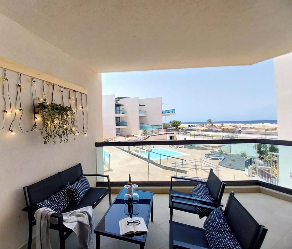 Balcony/Terrace, Pool view, Sea view