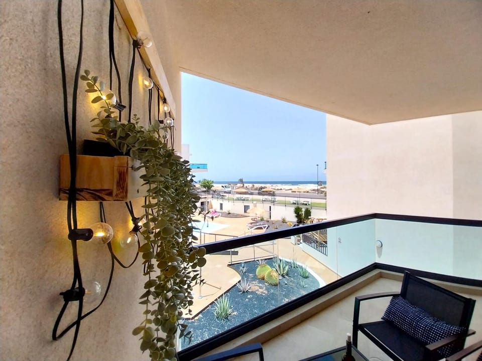 Balcony/Terrace, Pool view, Sea view