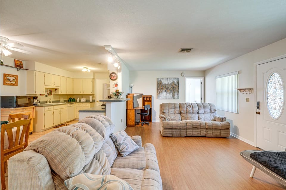 Welcoming Bartow Home Near Family Attractions! House in Polk County