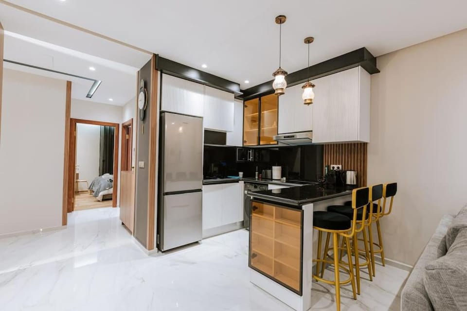 Confort Royal et luxueux à côté de marina Apartment in Tangier