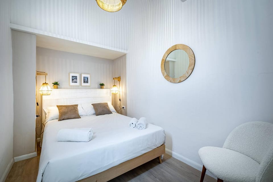 Bed, Bedroom