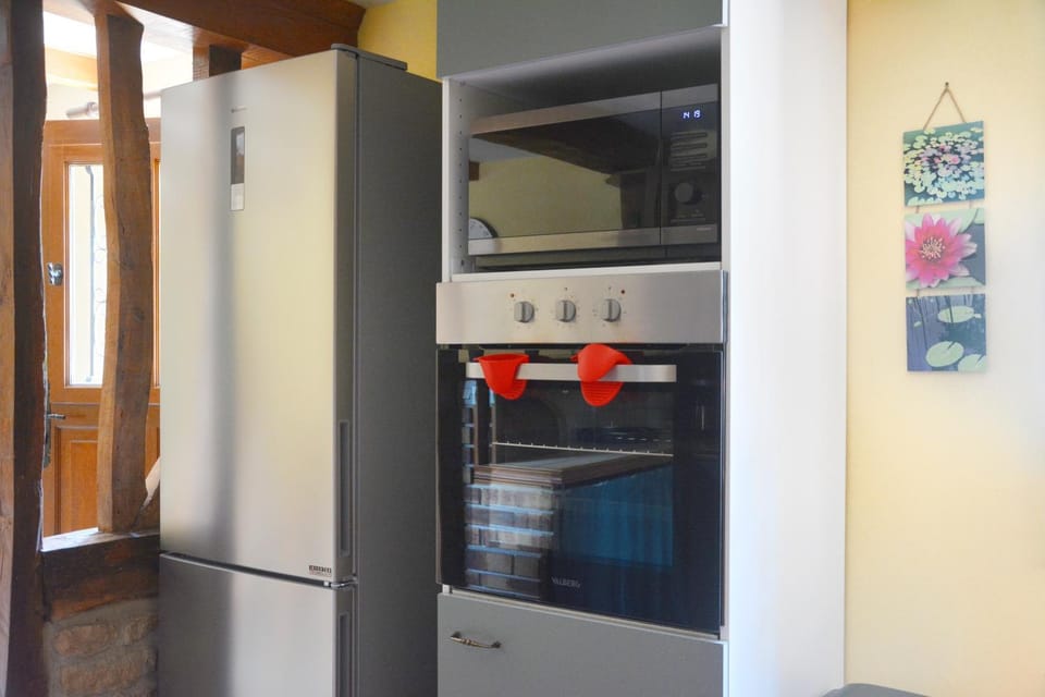 microwave, oven, kitchen