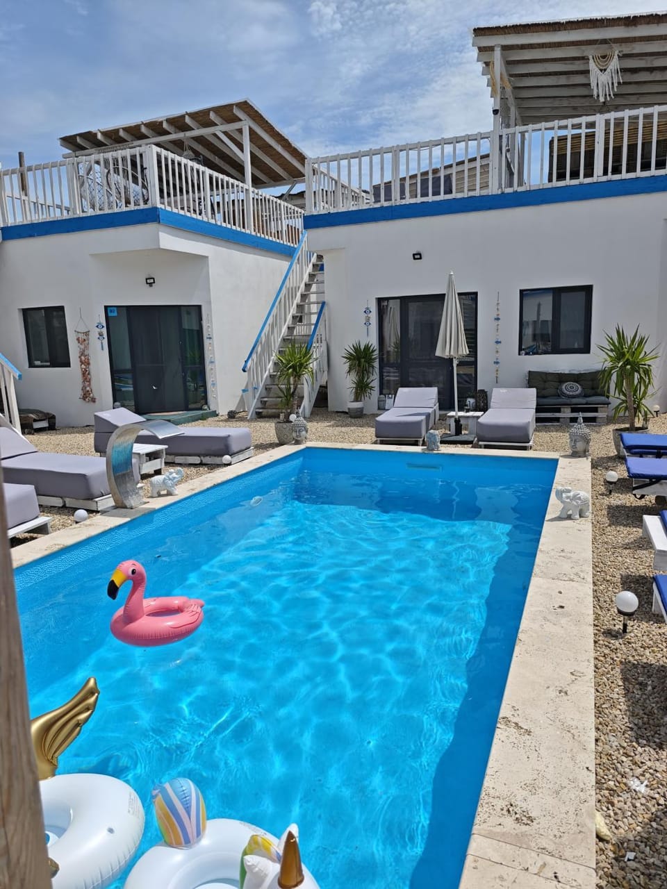 White Bungalows Costinesti Campground/ 
RV Resort in Constanța County
