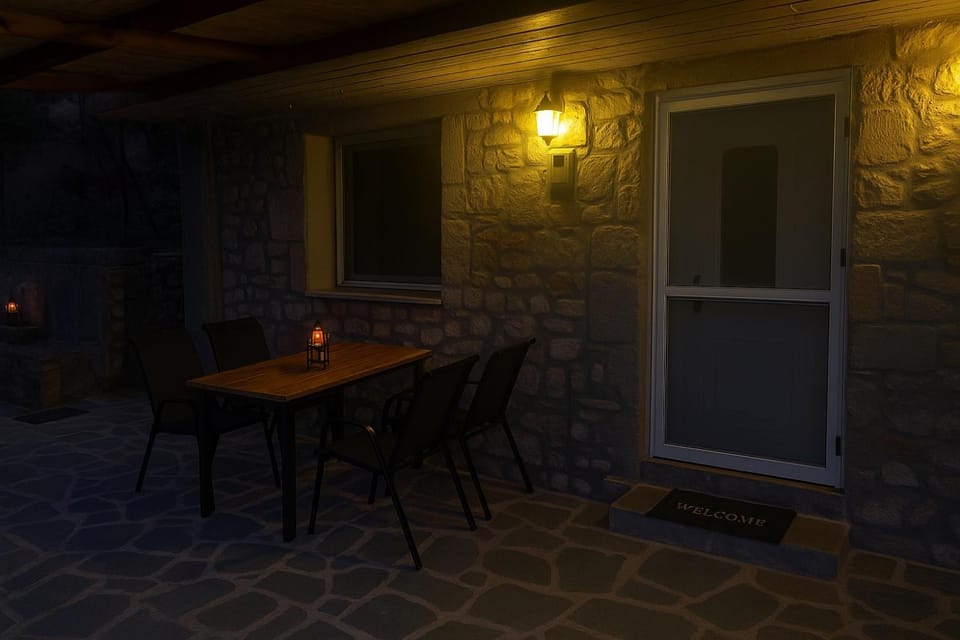 Patio, Night