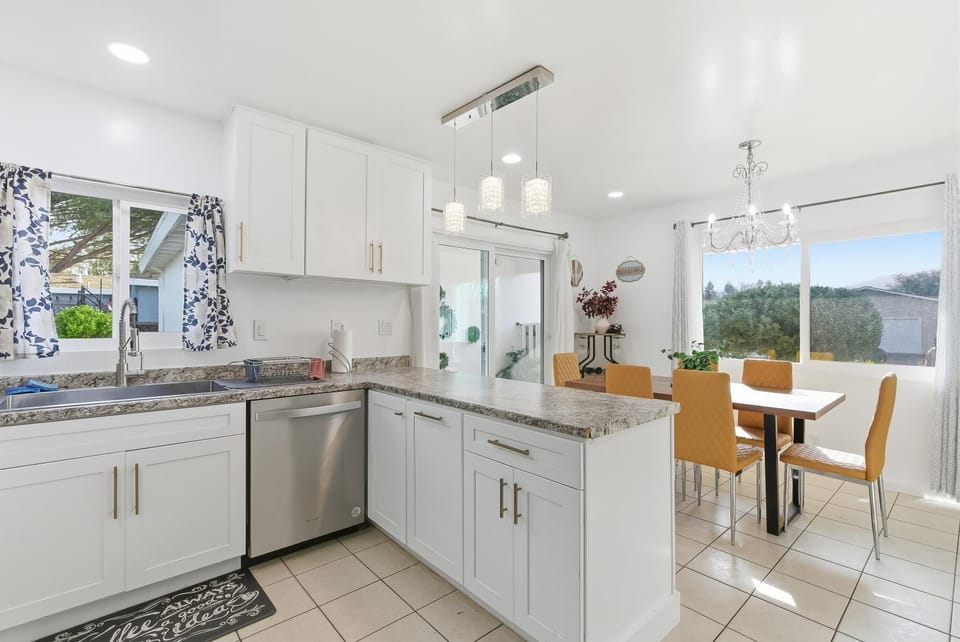 The Cozy Haven Retreat Villa in Novato