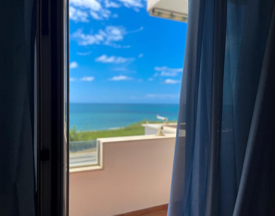 Sea view, Sea view