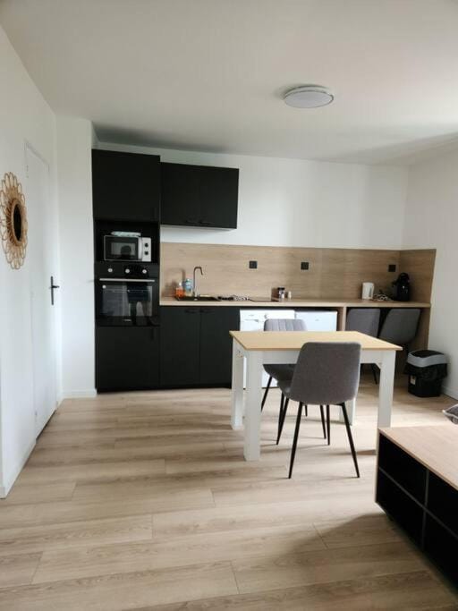 Le Maillot V Apartment in Occitanie
