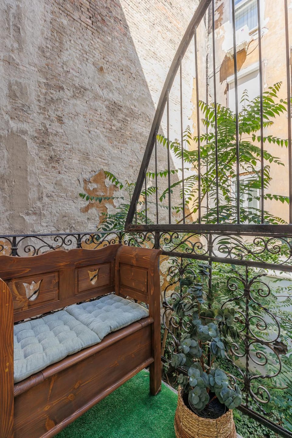 Property building, Balcony/Terrace, Photo of the whole room