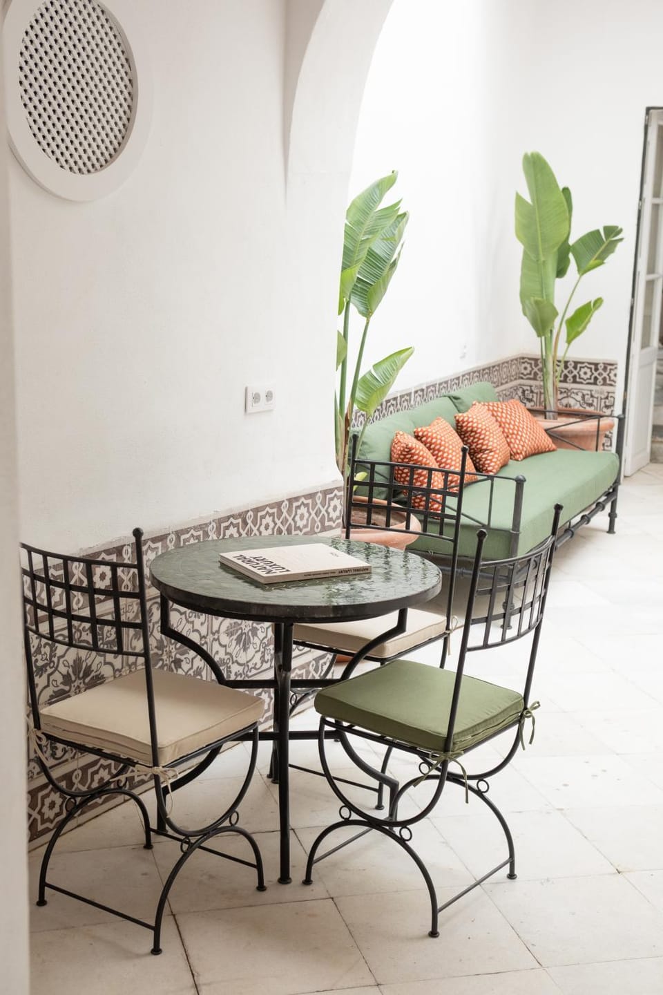 Patio, Seating area, Dining area, Internal: Not applicable to any particular room