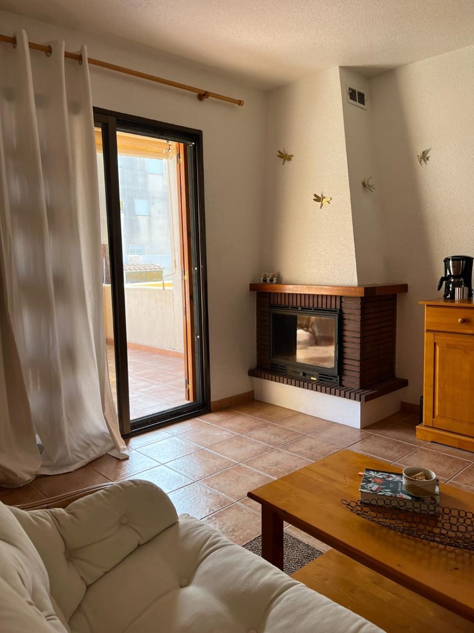 Living room, fireplace